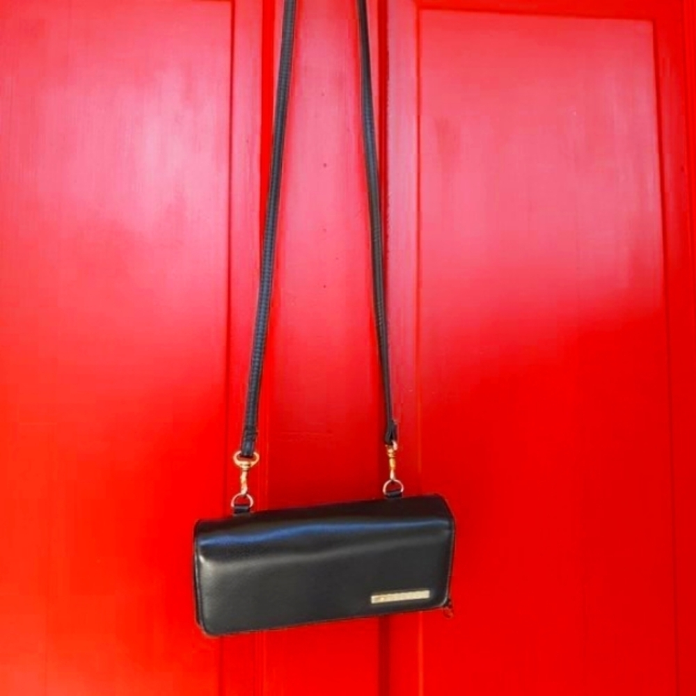 ROSETTI  CLUTCH  PURSE IN a beautiful black leather cover with mirror